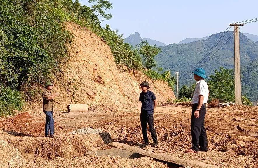 Mở đường cho dân, tạo thêm cơ hội sản xuất, kinh doanh vùng cao Mỏ Vàng, Lào Cai