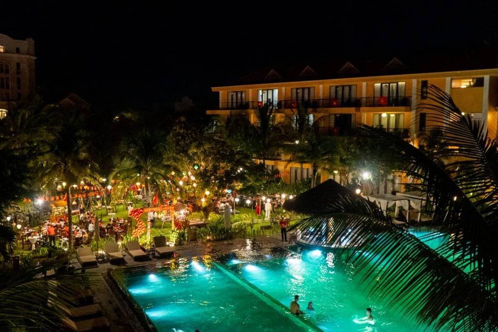 “Buffet treo” đưa ẩm thực vùng cao về giữa Hội An