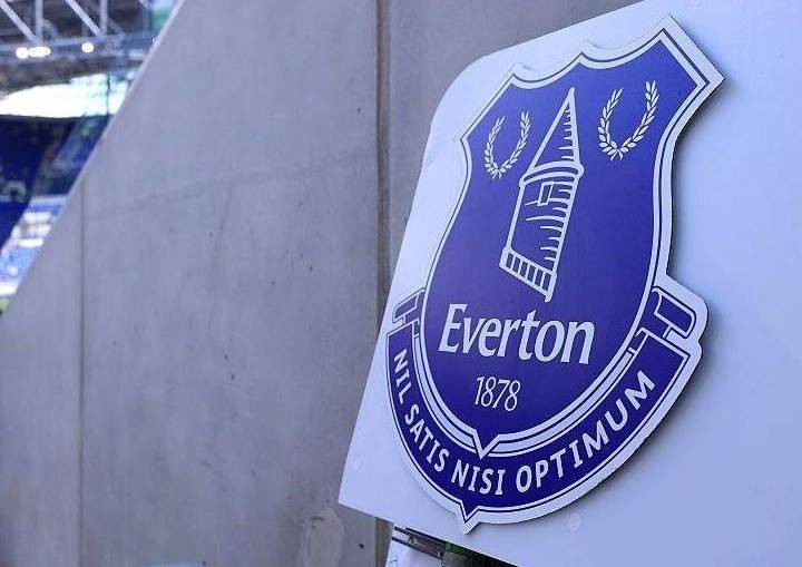 Everton tìm thêm vốn giữa cuộc đua chi tiêu ở Ngoại hạng Anh