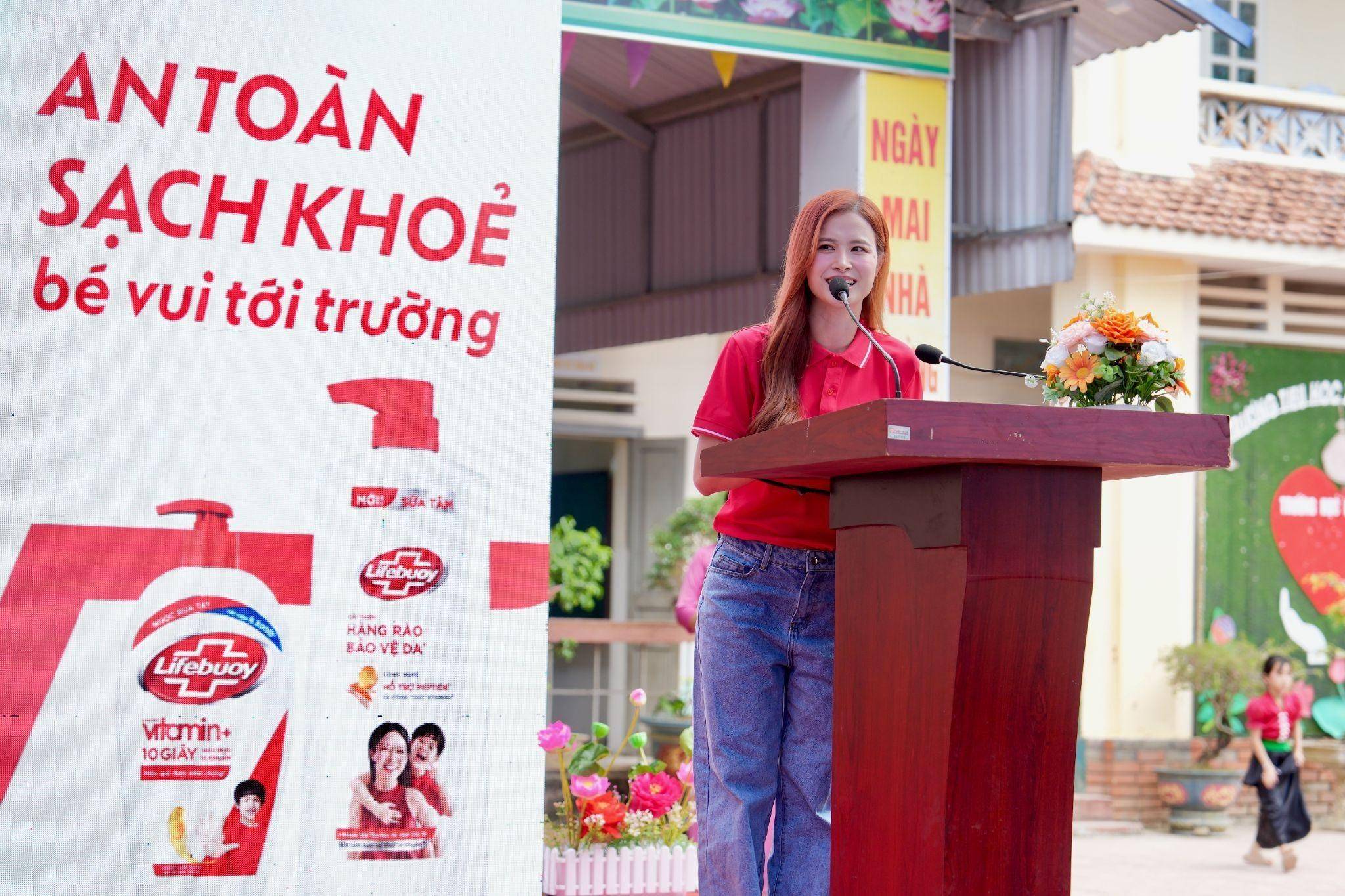 Lifebuoy đồng hành cùng trẻ em tại Lai Châu, Lào Cai, Quảng Trị trở lại trường học an toàn, sạch khỏe