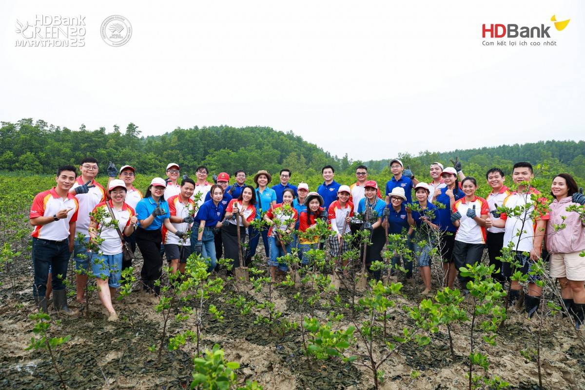 Những hoạt động vì xã hội góp phần làm nên bản sắc của HDBank Green Marathon qua các mùa giải.