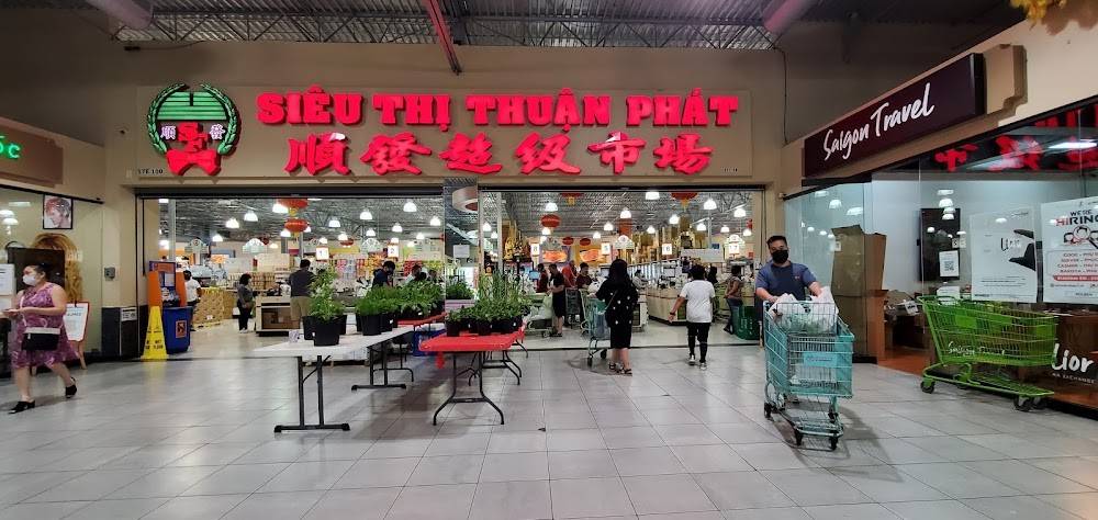 Thuận Phát là một trong những siêu thị Việt Nam tại Mỹ, được đông đảo người tiêu dùng yêu thích  nhờ sự gần gũi với văn hóa Việt.