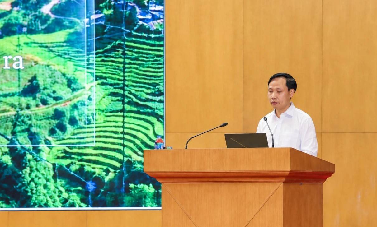 Gần 4.800 văn bản và áp lực tại cấp xã đó chính là câu chuyện được lãnh đạo xã Lâm Thượng chia sẻ tại hội nghị phần nào cho thấy quy mô công việc mà cán bộ cơ sở đang phải xử lý.