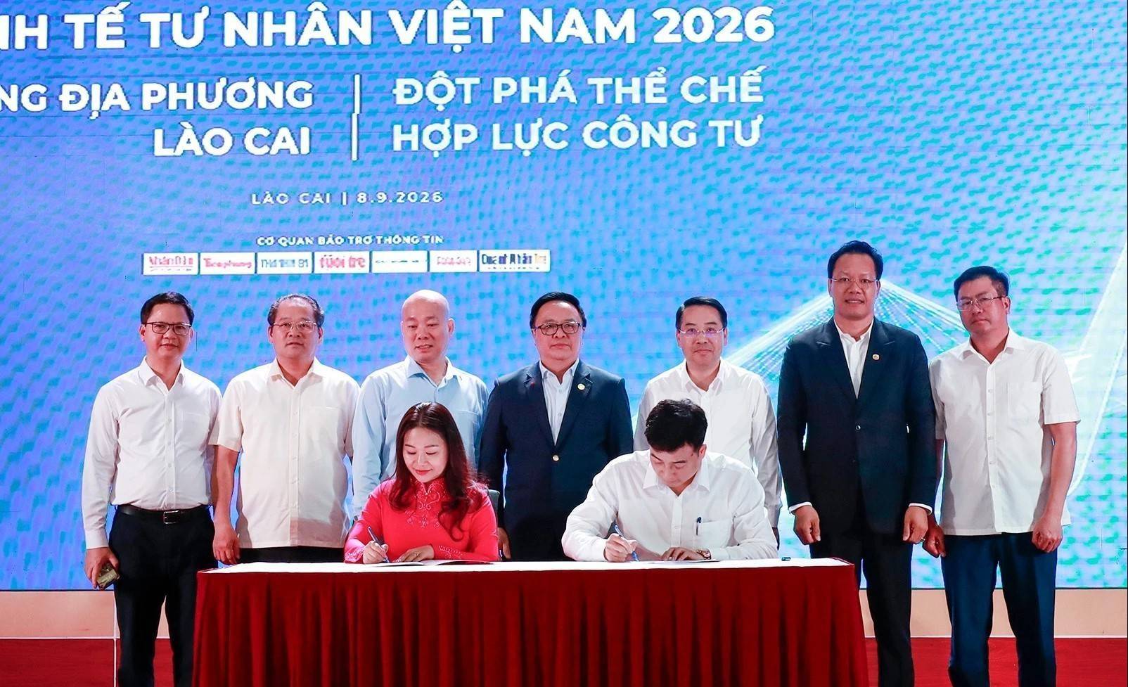 Lào Cai tìm cách để doanh nghiệp địa phương đi cùng các dự án lớn
