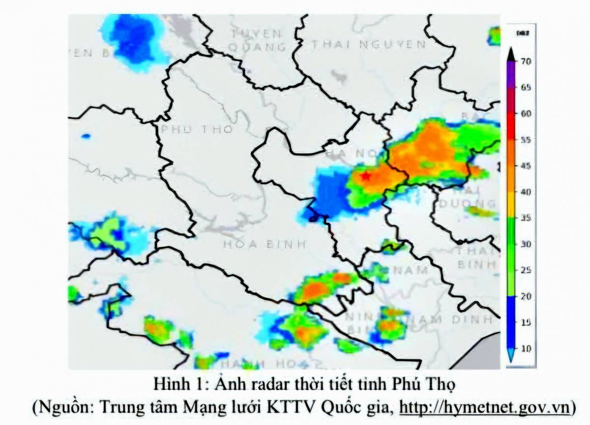 Mây dông từ Hà Nội hướng về Phú Thọ, cảnh báo lốc, sét, mưa đá