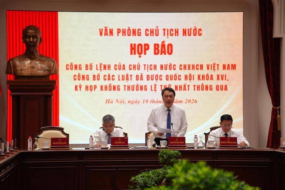 Công bố Lệnh của Chủ tịch nước đối với 15 luật vừa được Quốc hội thông qua