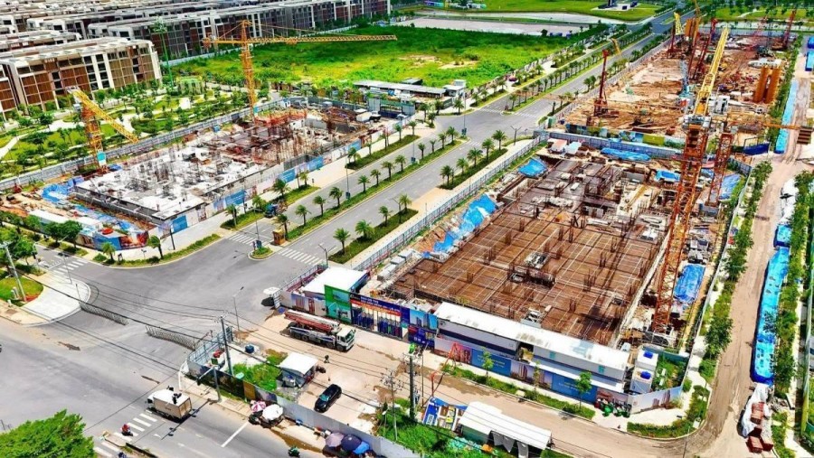 Nguồn cung bất động sản TP. Hồ Chí Minh tăng, thanh khoản chưa theo kịp