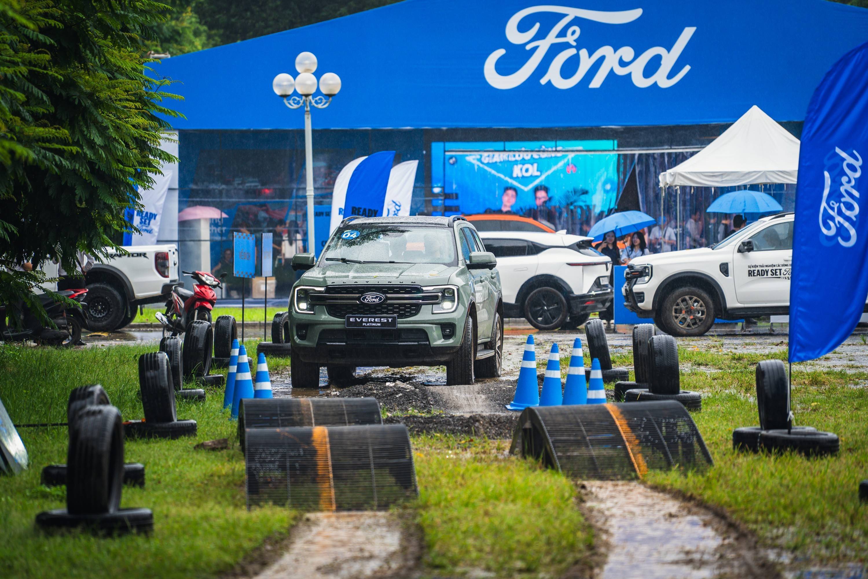 Ford Việt Nam tung loạt ưu đãi tháng 9, mở rộng chuỗi trải nghiệm Ready Set Ford