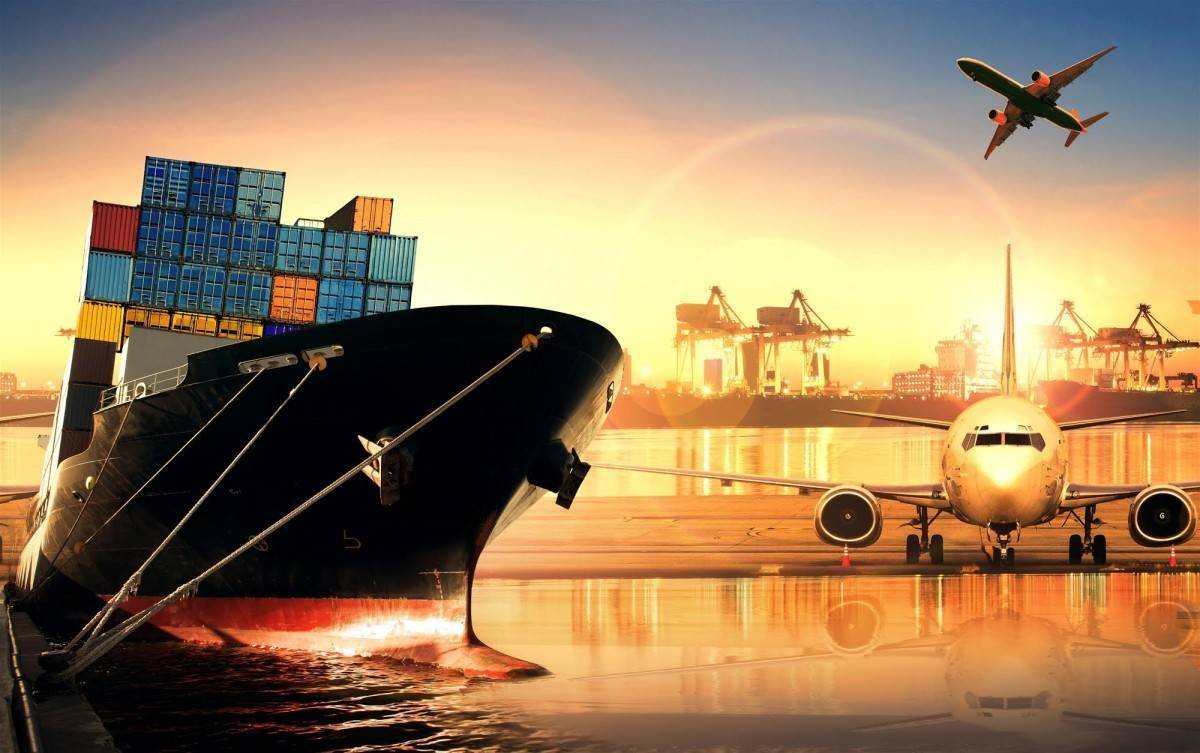 Xuất khẩu trực tiếp hay gián tiếp, doanh nghiệp nên chọn cách nào?