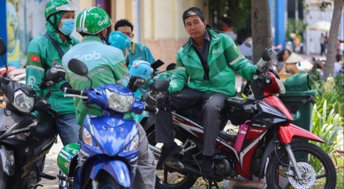 Một cuốc xe Grab, tiền đi đâu sau khi khách trả cước?