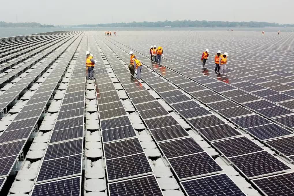 Mỹ đề xuất mức thuế chống bán phá giá lên tới 170% với pin mặt trời từ Ấn Độ, Indonesia và Lào