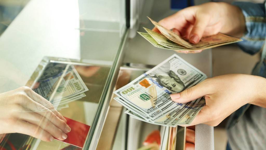 Doanh nghiệp chuyển khẩu hàng hóa phải kiểm soát cả dòng tiền đi và về