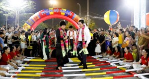 Lào Cai: Từ 40 mét hàng rào đến những con đường của lòng dân