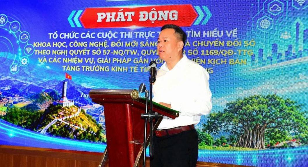 Đỗ Hùng Đức, Uỷ viên BCH Đảng bộ tỉnh, Phó Chủ tịch UBND tỉnh phát biểu tại lễ phát động