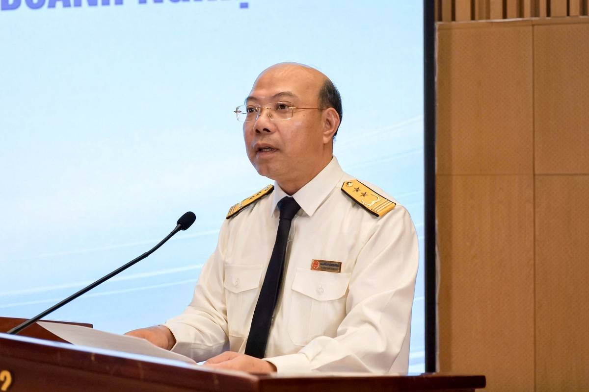 Đồng chí Nguyễn Tiến Trường, Trưởng Thuế thành phố Hải Phòng phát biểu tại Hội nghị.