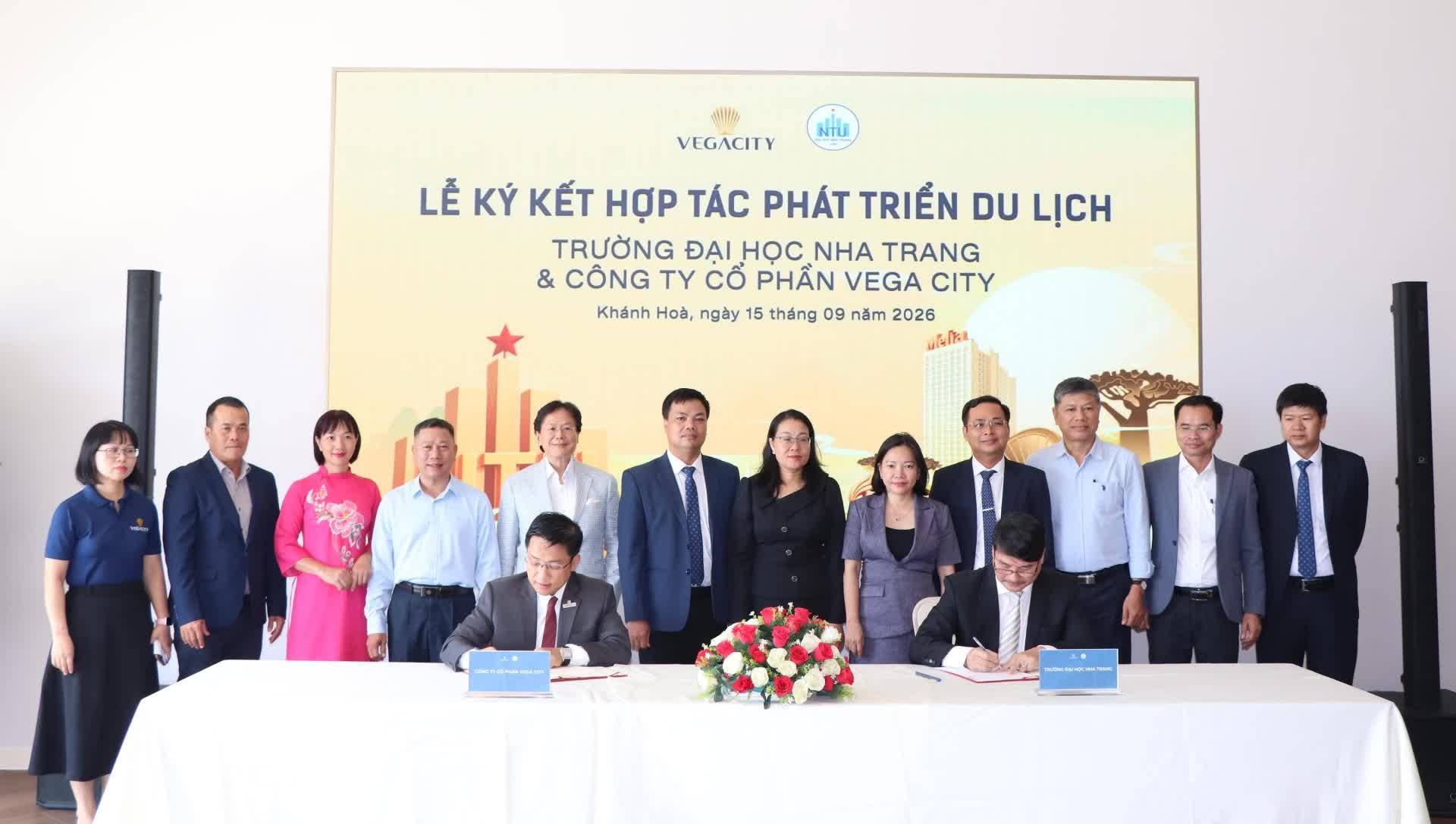 Vega City hợp tác Đại học Nha Trang phát triển du lịch và nguồn nhân lực