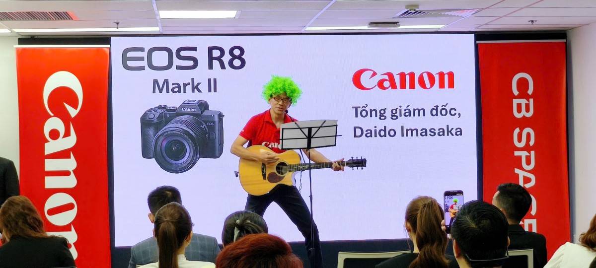 Canon ra mắt EOS R8 Mark II, máy ảnh full-frame hướng đến nhà sáng tạo nội dung