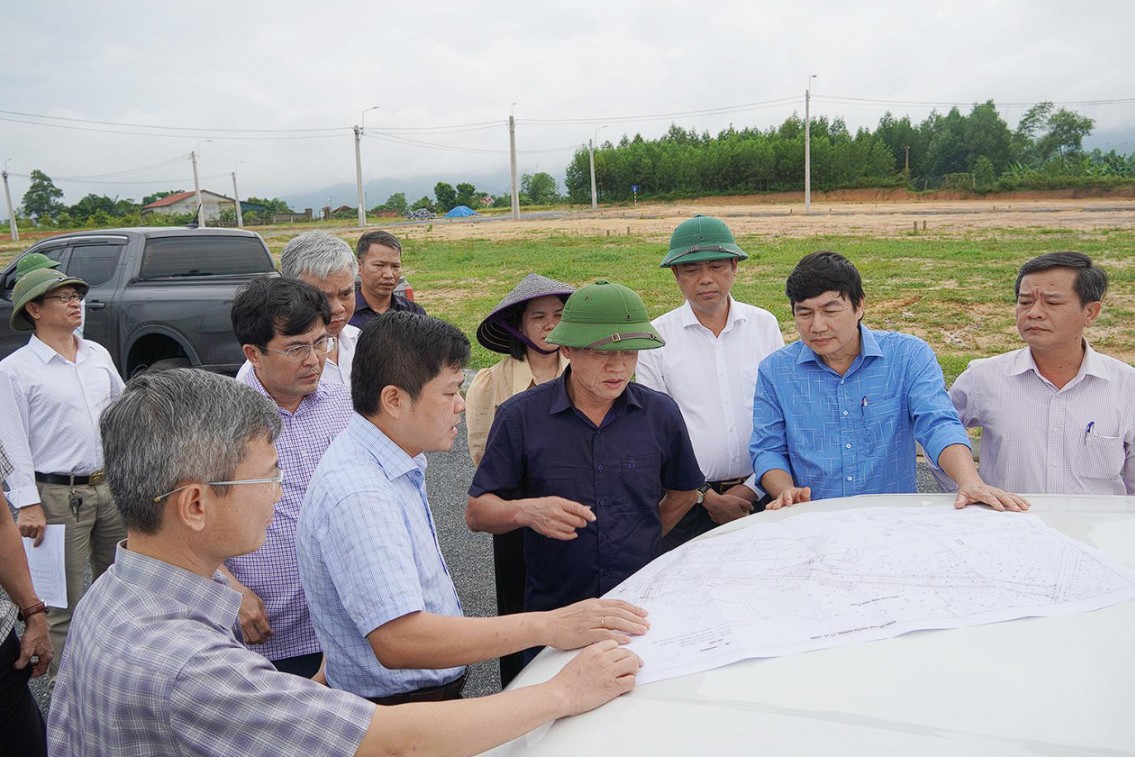 Quảng Trị: Khẩn trương hoàn thiện khu tái định cư, đưa người dân vùng sạt lở đến nơi an toàn