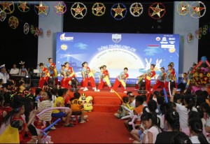 Có những mùa trăng người lính đã lặng lẽ nhường lại cho biển