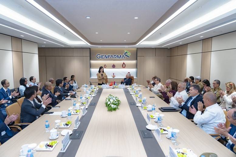 Được sự ủng hộ của Chính phủ Việt Nam và Cuba, Công ty cổ phần Genfarma nhận chuyển giao công nghệ từ Cuba để sản xuất dược phẩm Cuba tại Việt Nam, tiến tới thúc đẩy hoạt động nghiên cứu và phát triển dược phẩm tại Việt Nam.