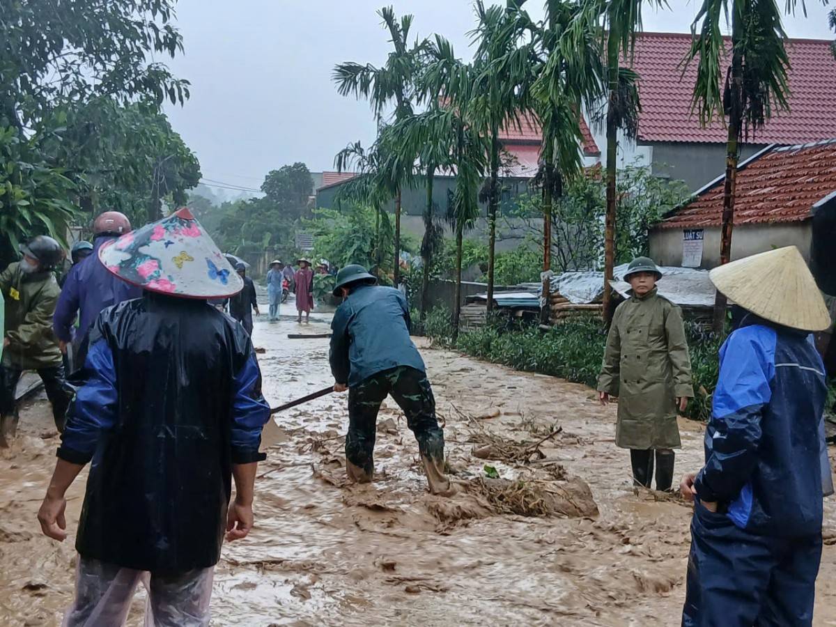 Thanh Hóa: 3 nạn nhân bị đuối nước do bắt cá khi nước lũ dâng cao, chảy xiết, trên 8.400 hộ dân bị ngập lụt