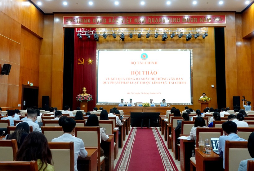 Rà soát pháp luật để khơi thông nguồn lực cho kinh tế nhà nước và kinh tế tư nhân