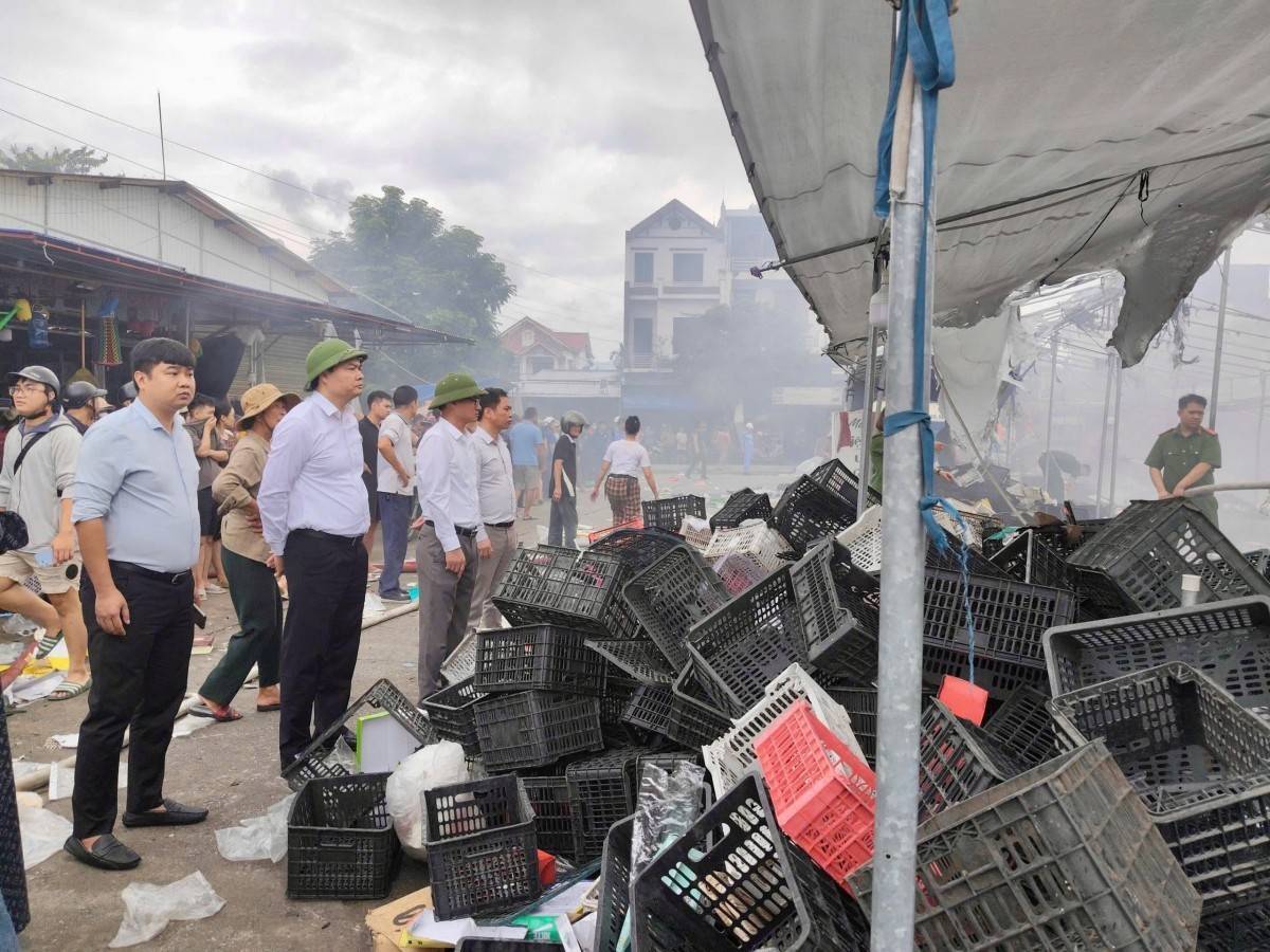 Chợ Kim Sơn xảy ra cháy, không có thiệt hại về người