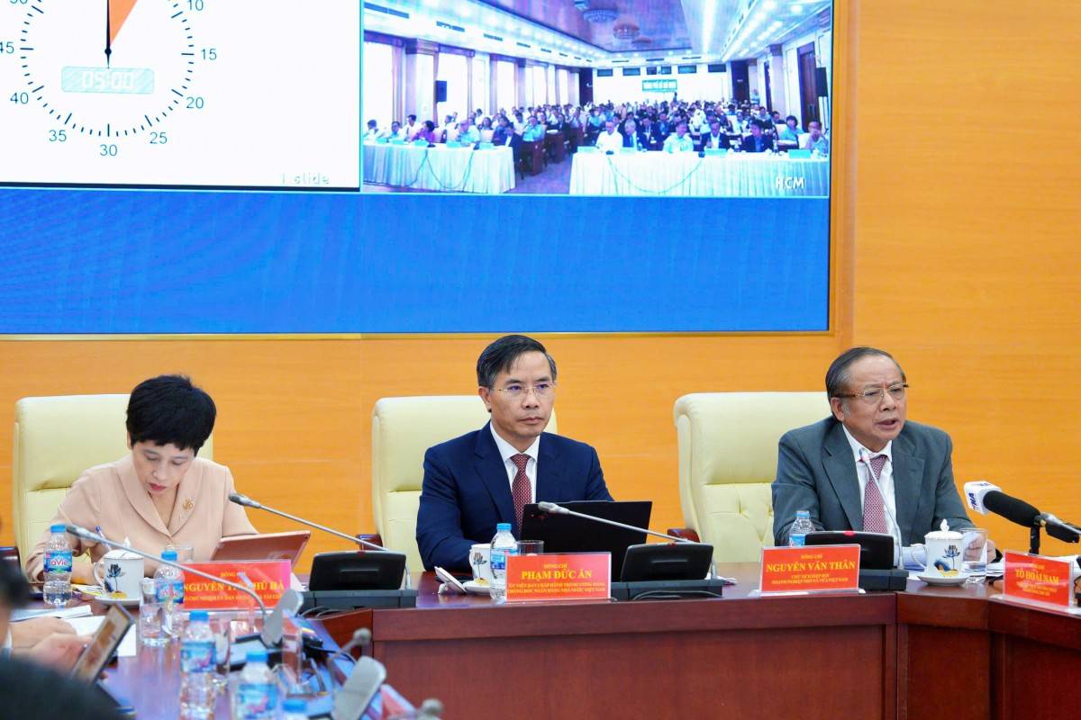 Toàn cảnh hội nghị Tăng cường khả năng tiếp cận vốn tín dụng cho doanh nghiệp nhỏ và vừa