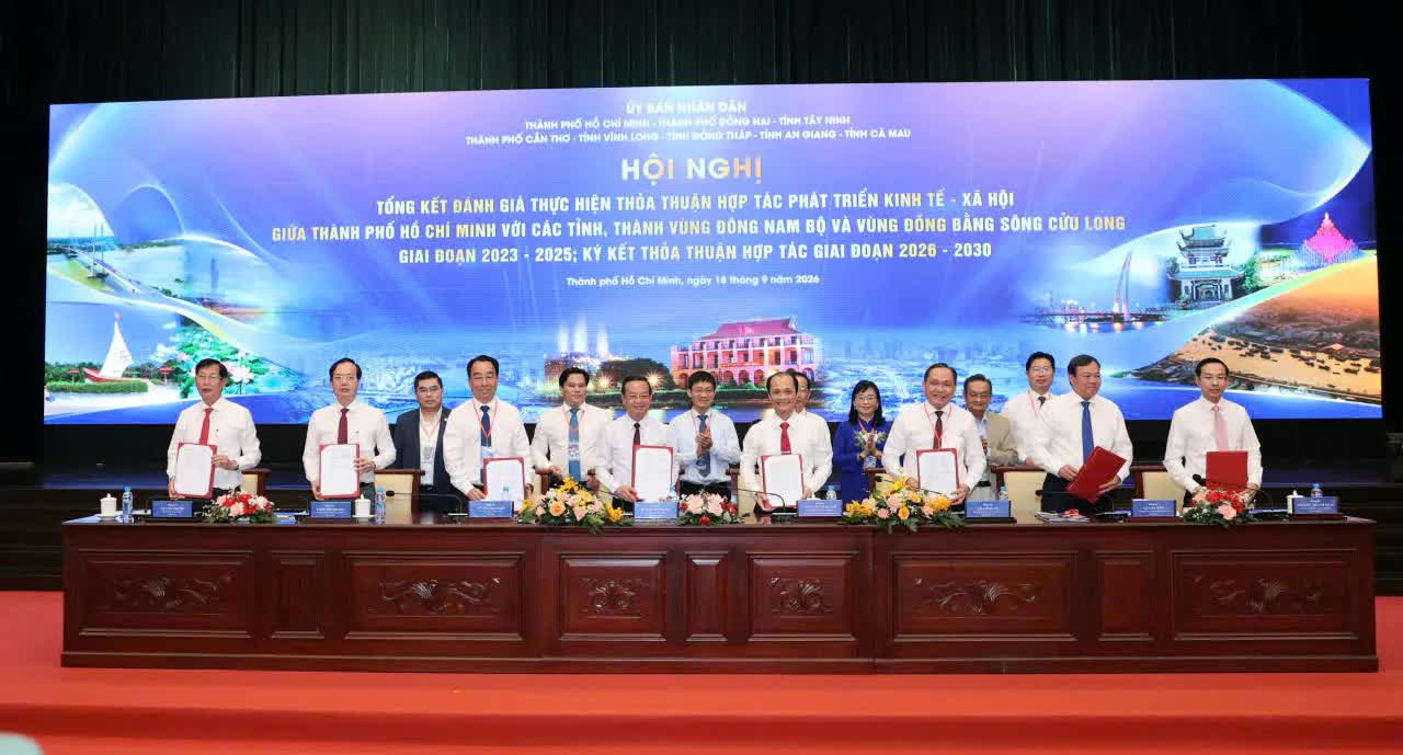 TP. Hồ Chí Minh kết nối các tỉnh phía Nam: Chuyển từ liên kết địa phương sang không gian phát triển