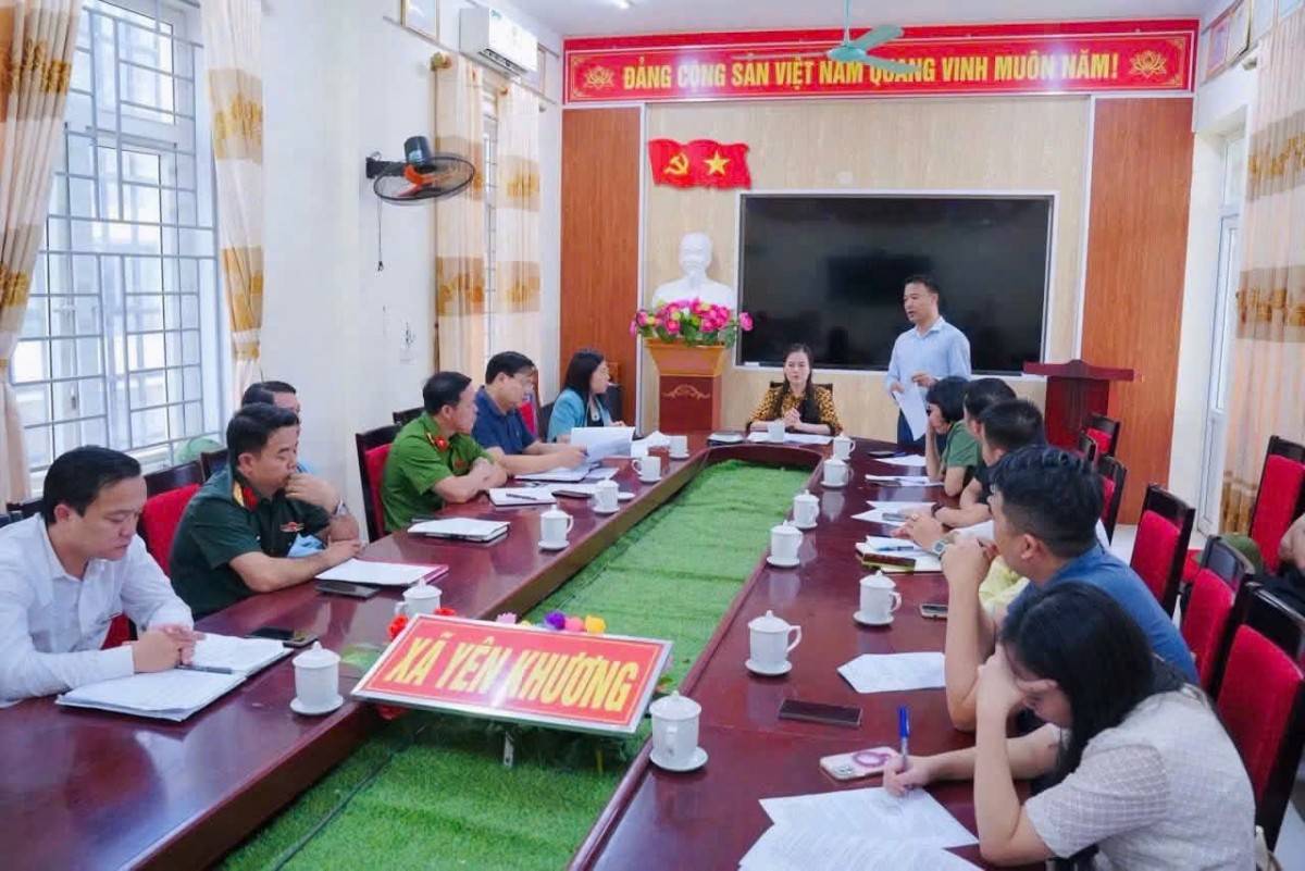 Đoàn công tác của Hiệp hội Doanh nghiệp tỉnh Thanh Hoá làm việc tại xã Yên Khương để chuẩn bị tổ chức chuong trình Trung thu cho em