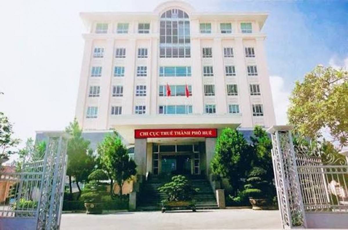 21 người ở Huế bị tạm hoãn xuất cảnh do nghĩa vụ thuế
