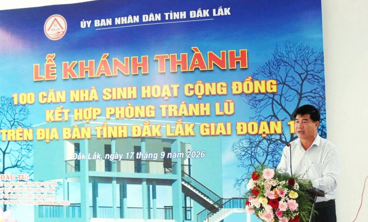 Phó Chủ tịch UBND tỉnh Đắk Lắk Nguyễn Thiên Văn phát biểu tại buổi lễ. (Ảnh: Thủy Loan - Cổng TTĐT Đắk Lắk)
