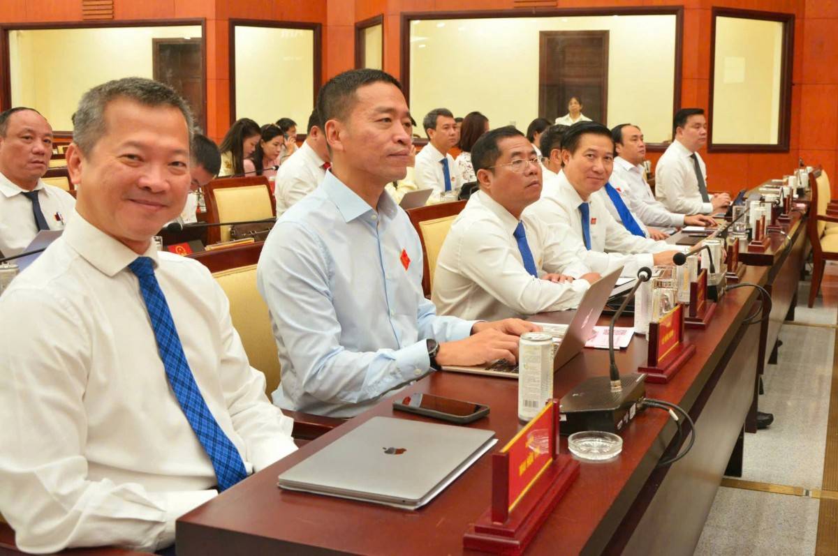 Các  đại  biểu  tham  dự  Kỳ  họp. Ảnhh- Bích  Liên