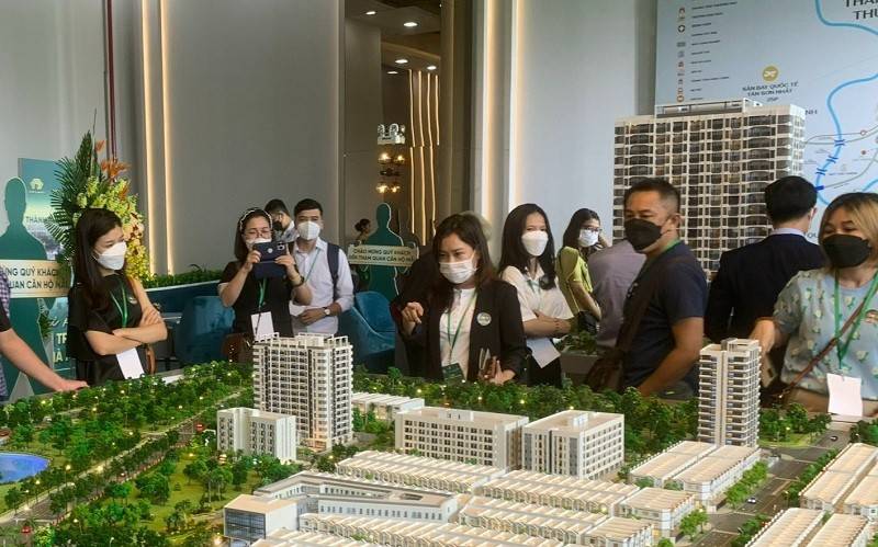 Một thay đổi đáng chú ý là thẩm quyền cho phép chuyển nhượng toàn bộ hoặc một phần dự án bất động sản được đề xuất chuyển mạnh từ Thủ tướng Chính phủ về UBND cấp tỉnh.