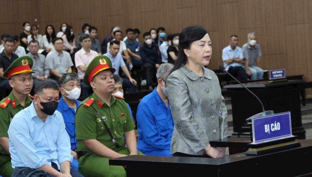 Chiều ngày 27/5/2026, Tòa án nhân dân TP Hà Nội đã chính thức tuyên án đối với cựu Bộ trưởng Bộ Y tế Nguyễn Thị Kim Tiến và 9 đồng phạm.