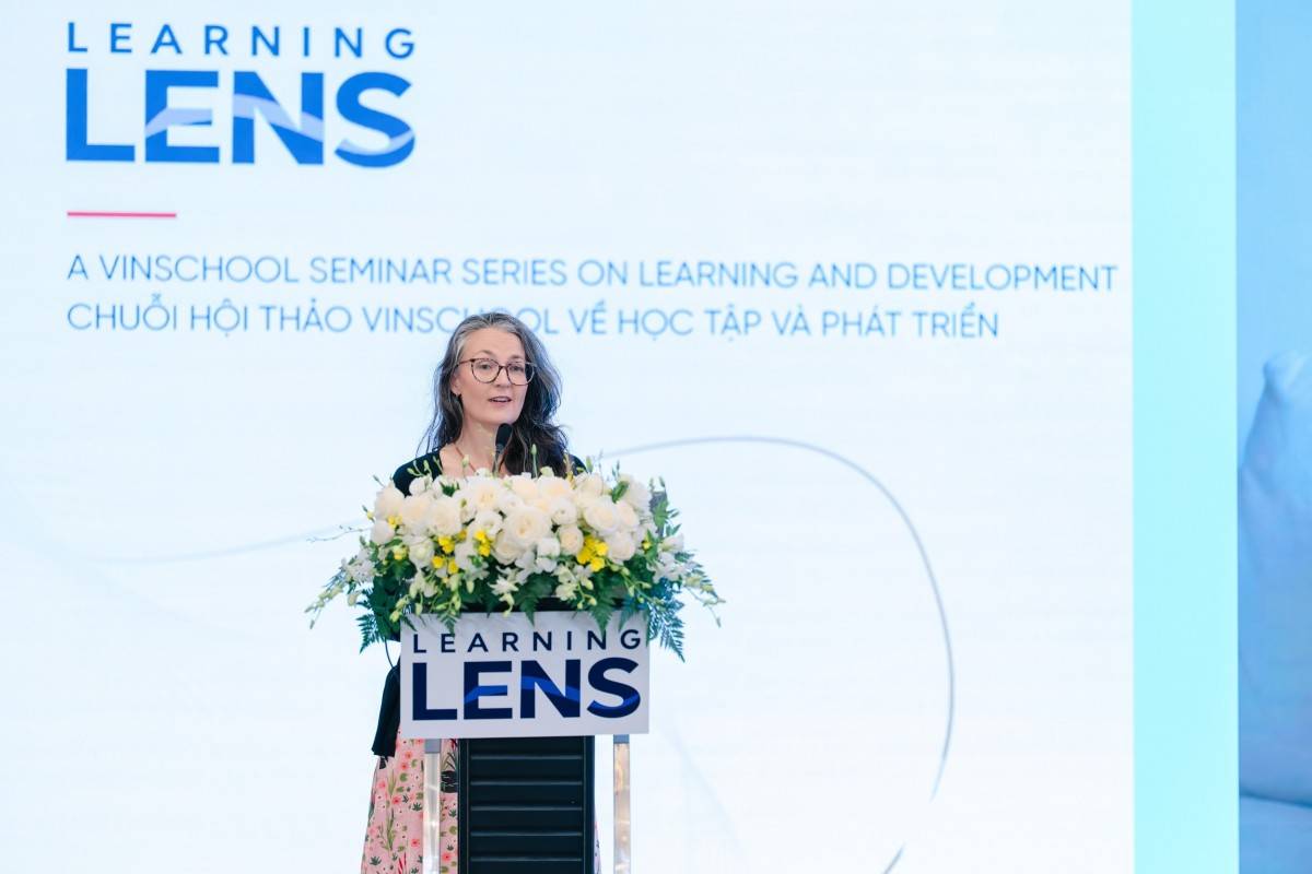 Theo Jocelyn Brewer, với trẻ nhỏ, cha mẹ cần tập trung xây dựng những thói quen sử dụng công nghệ lành mạnh, thay vì chỉ đặt ra các giới hạn về thời gian sử dụng thiết bị.