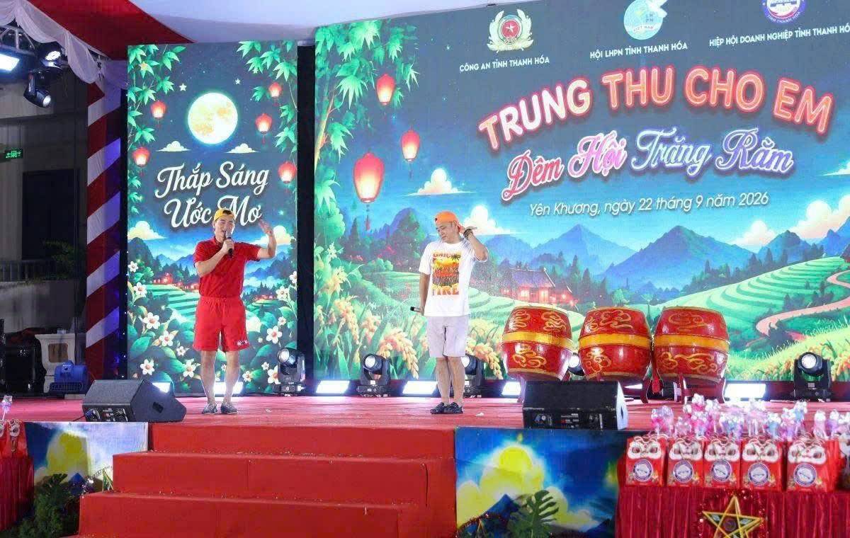 Yên Khương (Thanh Hoá) bừng sáng đêm trăng rằm nơi biên giới
