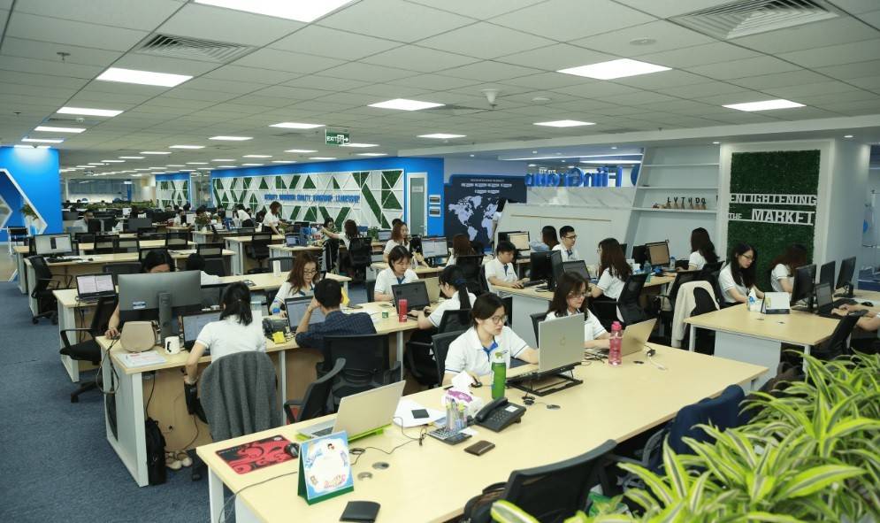 FiinGroup cung cấp thông tin và dữ liệu chuyên sâu thông qua các hệ thống công nghệ ưu việt - (Ảnh: https://talents.fiingroup.vn).