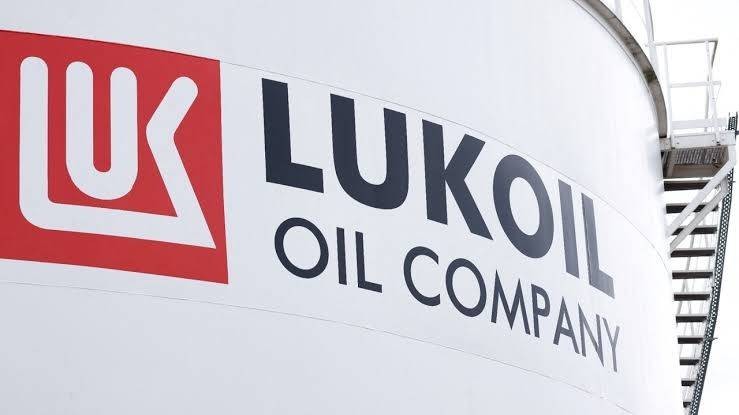Liên minh quyền lực Mỹ - vùng Vịnh nhòm ngó khối tài sản 20 tỷ USD của Lukoil
