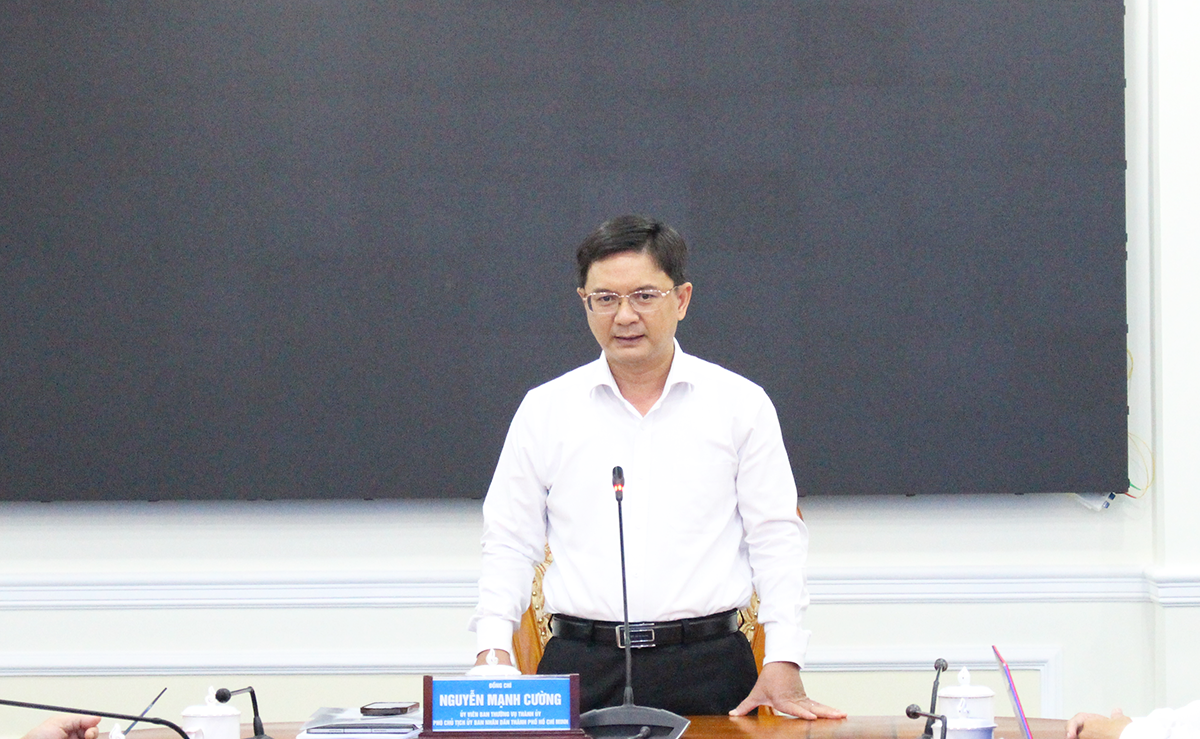 Phó Chủ tịch UBND Thành phố Nguyễn Mạnh Cường phát biểu chỉ đạo tại buổi lễ