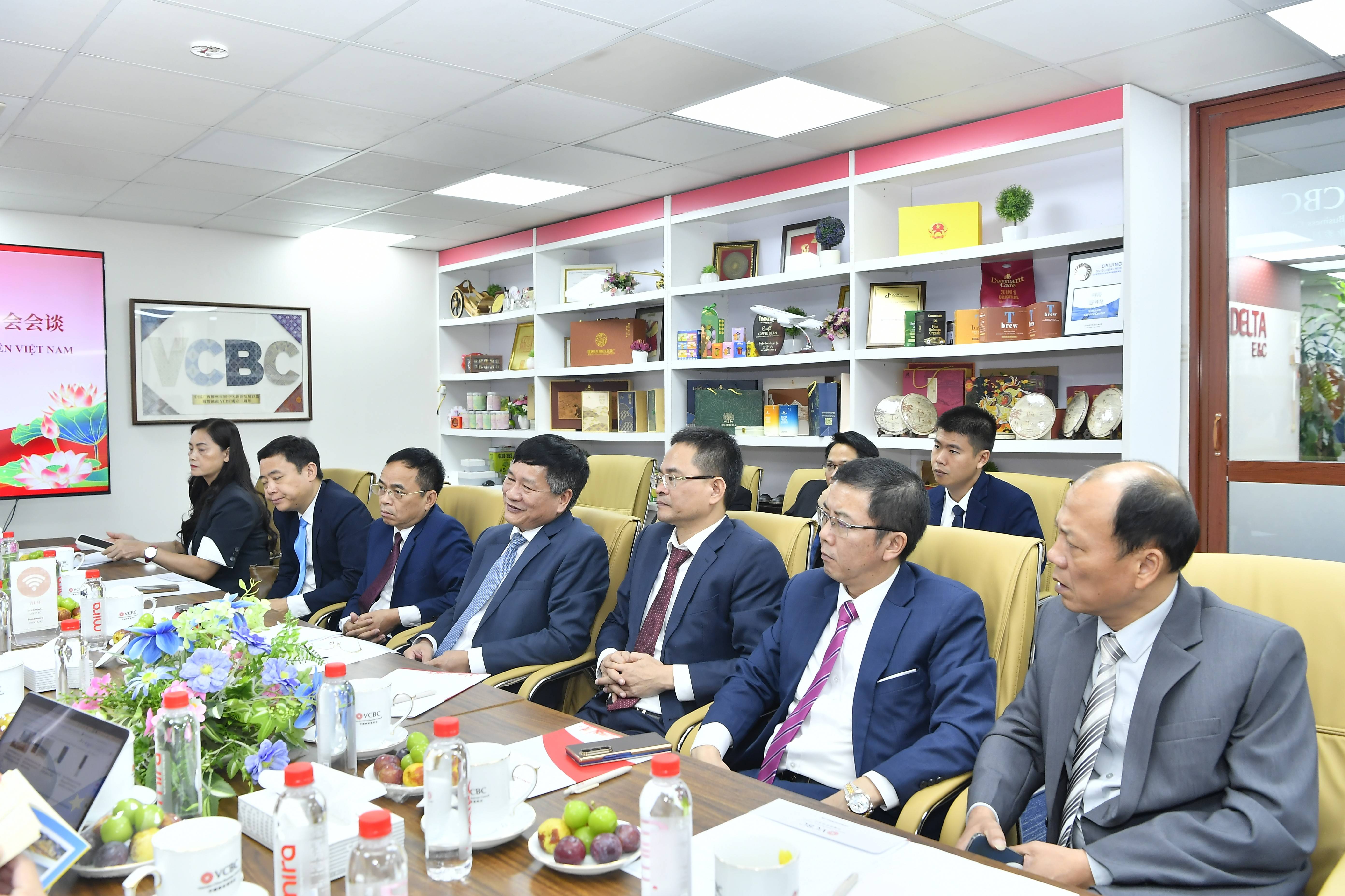 Điện Biên tìm đối tác Trung Quốc phát triển hạ tầng, logistics, thể thao và nghỉ dưỡng