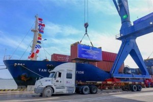 Cảng Cần Thơ mở cửa ngõ logistics mới sang Tây Nam Trung Quốc