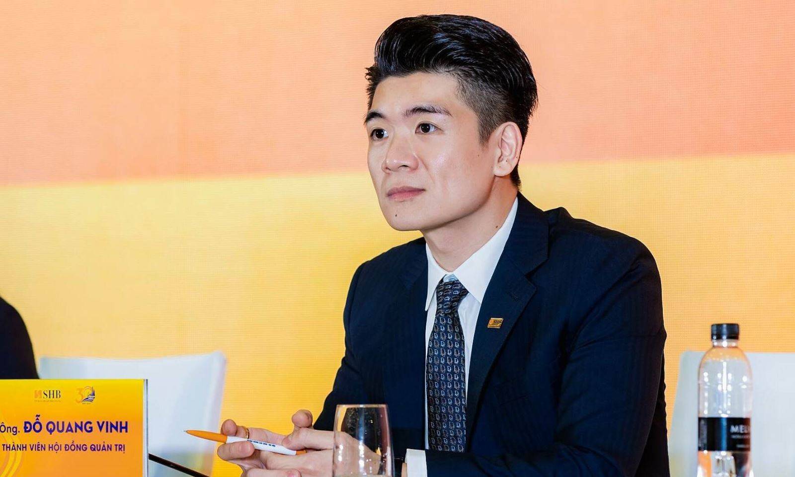 Doanh nhân Đỗ Quang Vinh rút khỏi HĐQT Vietravel Airlines