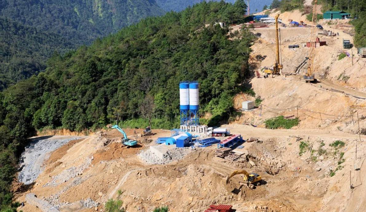 Lai Châu dồn lực tháo gỡ điểm nghẽn, tăng tốc hầm đường bộ Hoàng Liên
