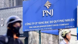 PNJ dự kiến lỗ gần 6.300 tỷ đồng và huy động thêm 8.000 tỷ: Dòng tiền đang chịu sức ép lớn?