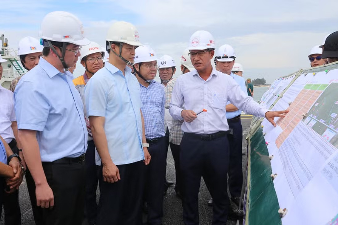 Quảng Trị: Bí thư Tỉnh ủy Vương Quốc Tuấn kiểm tra tiến độ các dự án trọng điểm