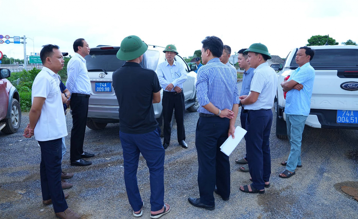 Quảng Trị: Xử lý các vấn đề đường gom dân sinh, vuốt nối và thoát nước liên quan đến cao tốc Vạn Ninh - Cam Lộ