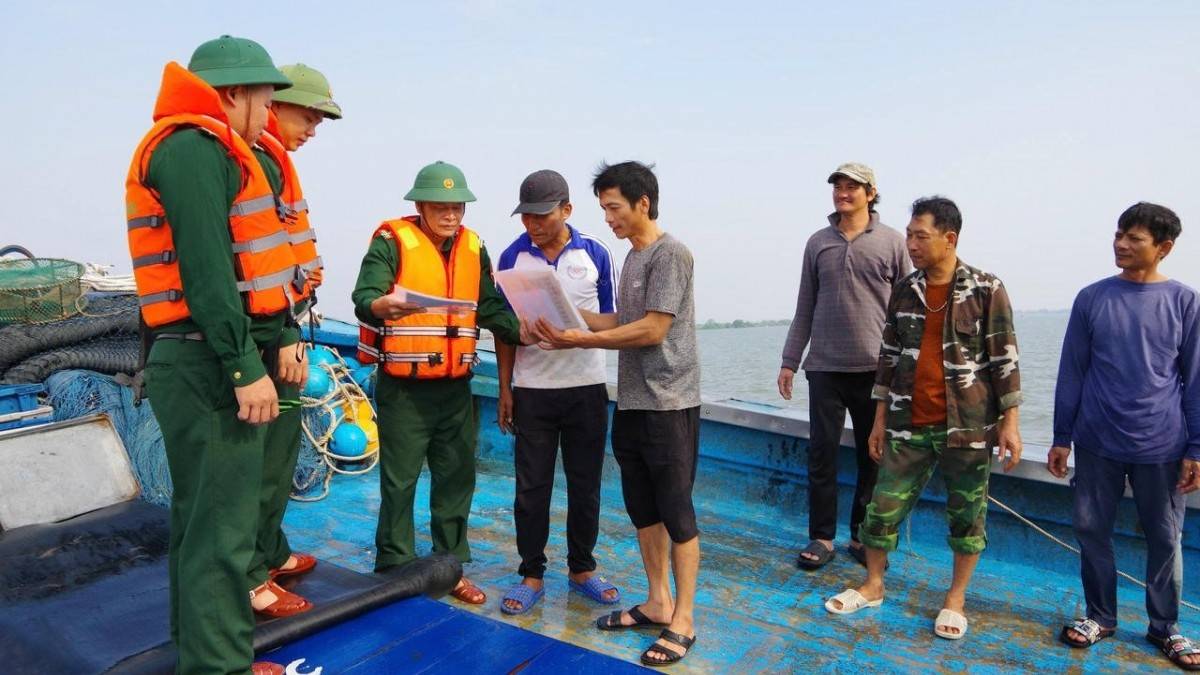 Hà Tĩnh kiểm soát hơn 11.900 lượt tàu cập cảng, tăng truy xuất nguồn gốc thủy sản