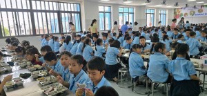 Bữa ăn bán trú Hải Phòng: Nút thắt hợp đồng, thanh toán khiến học sinh phải chờ