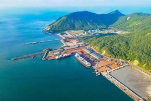 Hà Tĩnh: Hơn 30 triệu tấn hàng hóa qua cảng biển trong 9 tháng